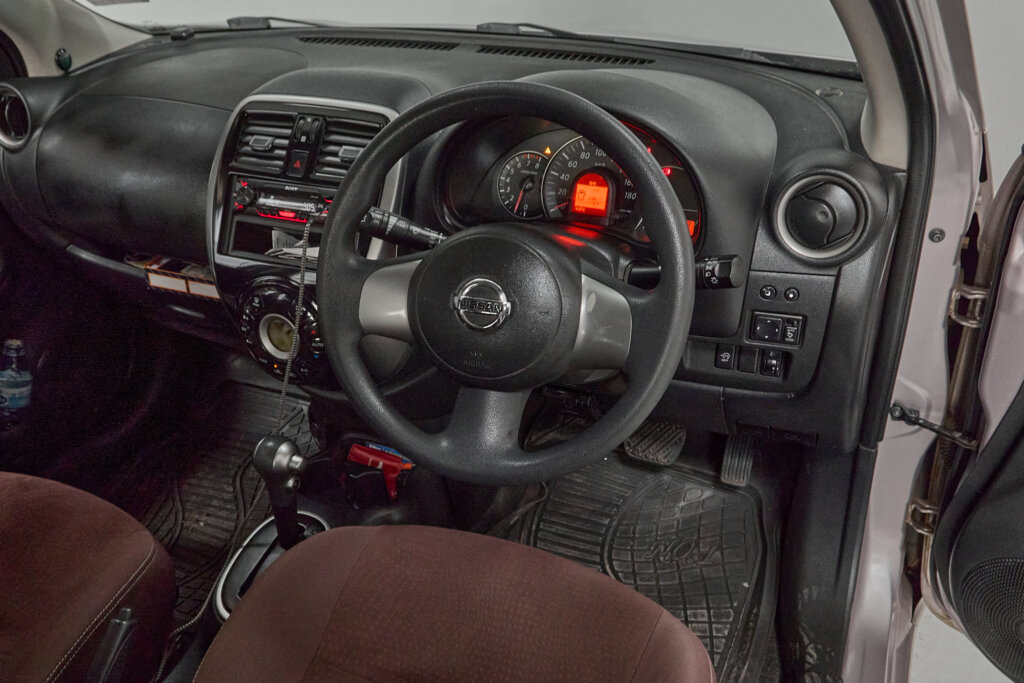 2014 Nissan March