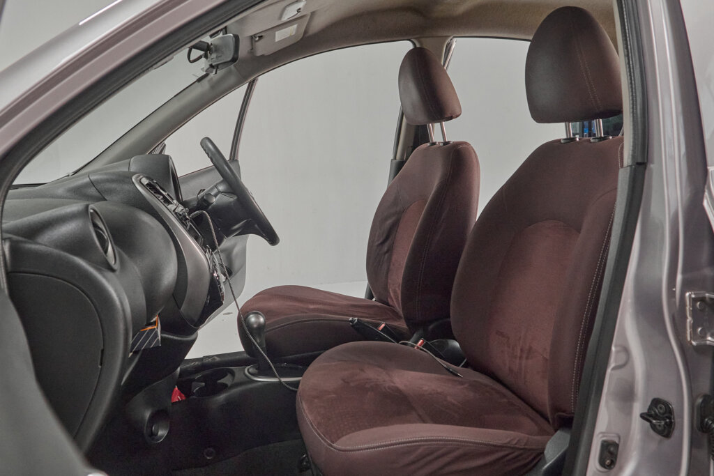 2014 Nissan March