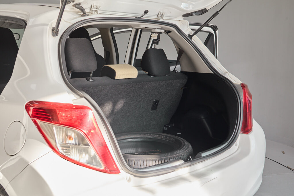 2013 Toyota Vitz