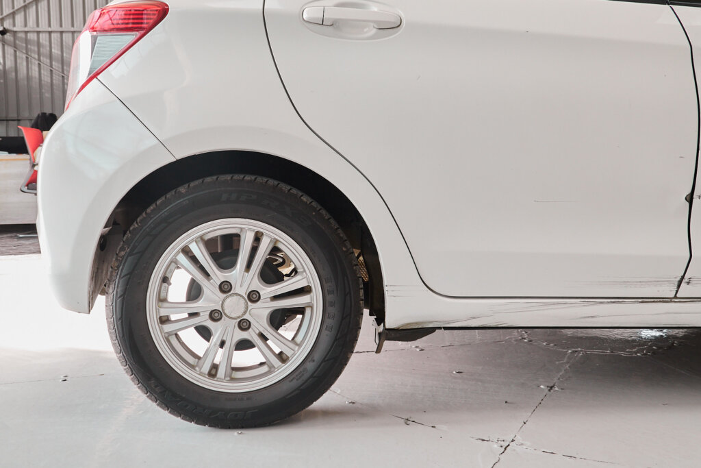 2013 Toyota Vitz