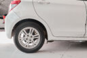 2013 Toyota Vitz thumbnail