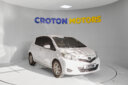 2013 Toyota Vitz thumbnail