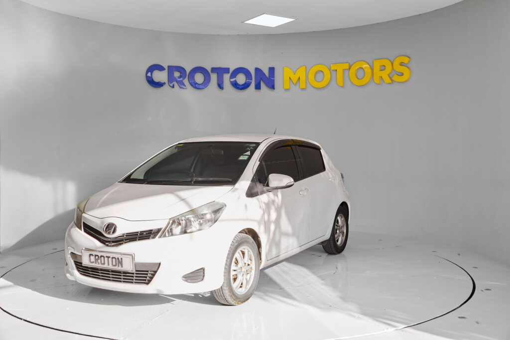 2013 Toyota Vitz