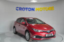 2017 Toyota Auris thumbnail