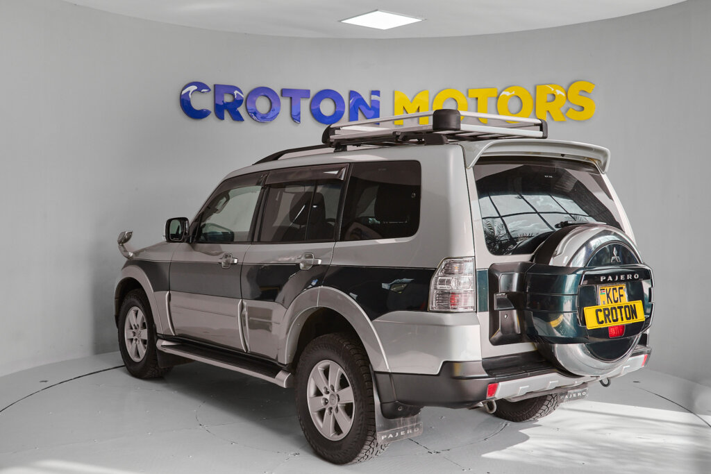 2008 Mitsubishi Pajero