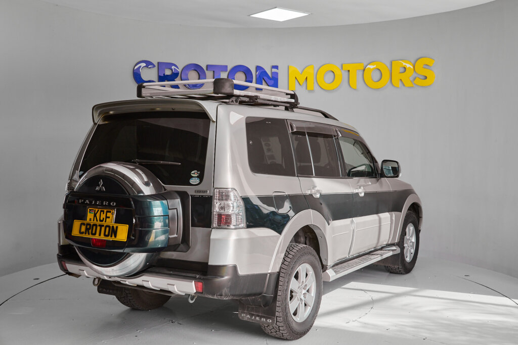 2008 Mitsubishi Pajero