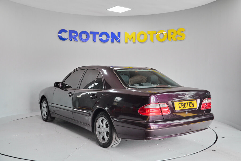 2002 Mercedes Benz E250