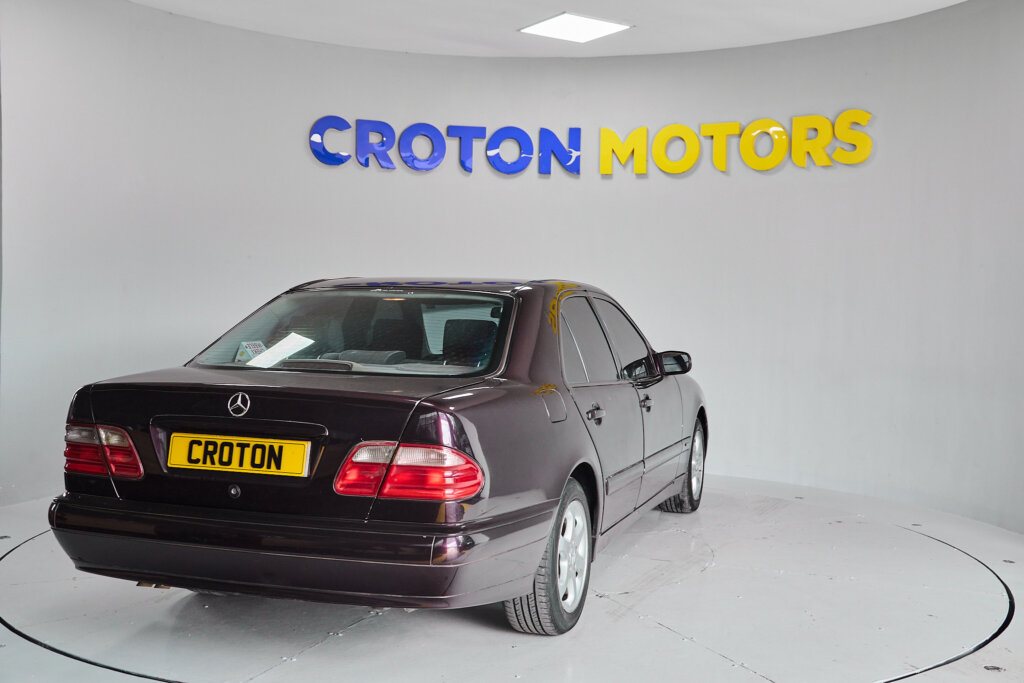 2002 Mercedes Benz E250