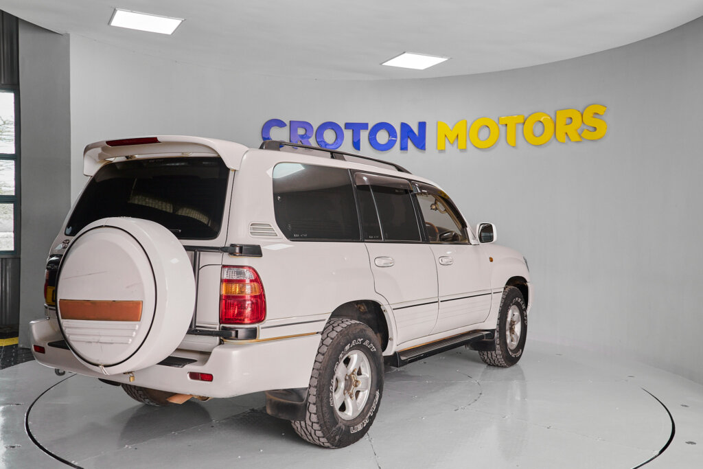 2001 Toyota Landcruiser 100’Series
