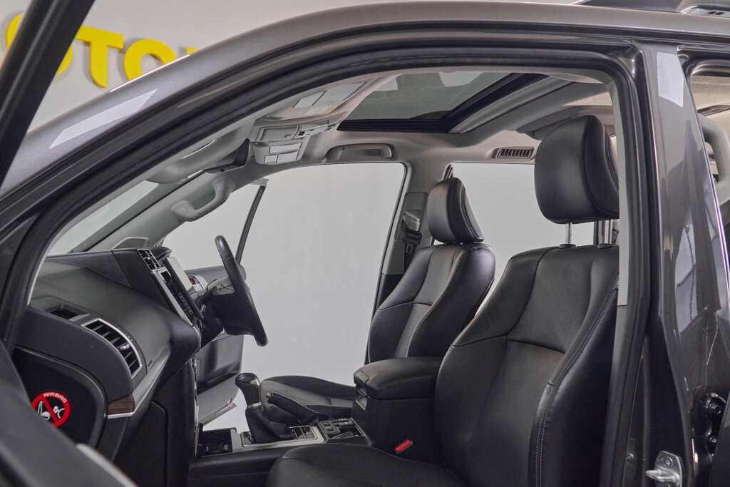 2018 Toyota Prado Kakadu