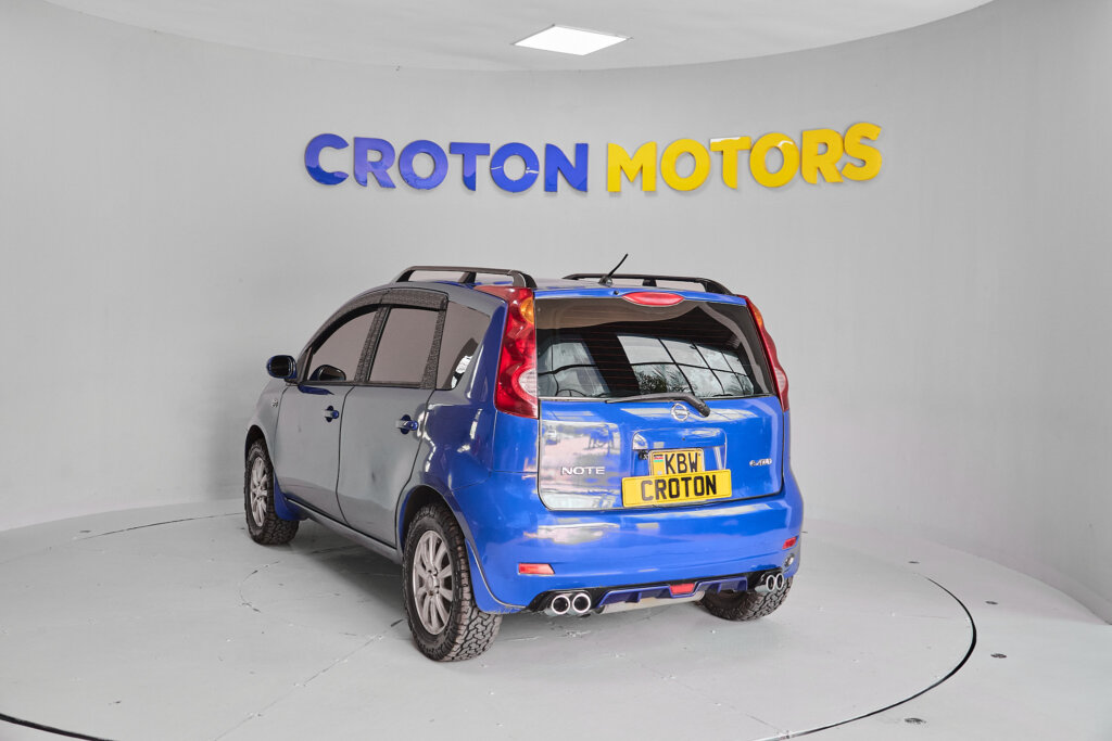 2005 Nissan Note