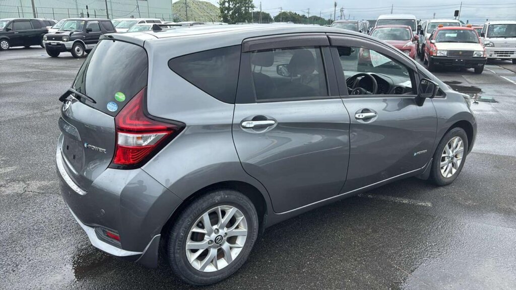 2018 Nissan Note E-Power Medalist