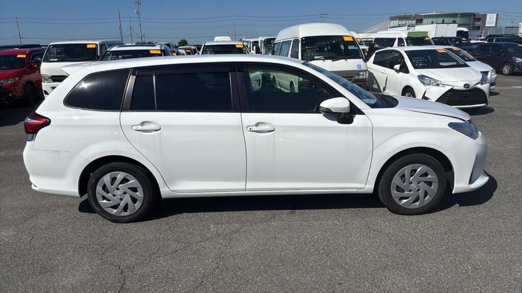 2018 TOYOTA FIELDER