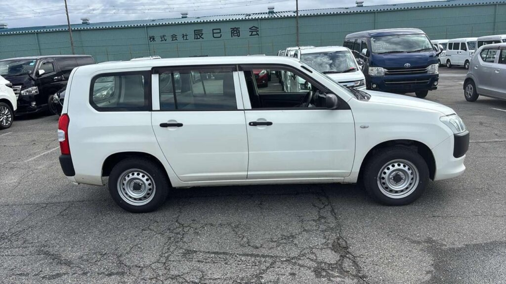 2018 Toyota Probox 4WD