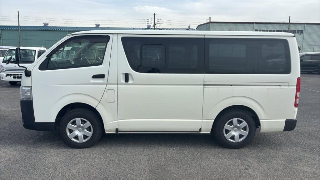 2018 Toyota Hiace Diesel
