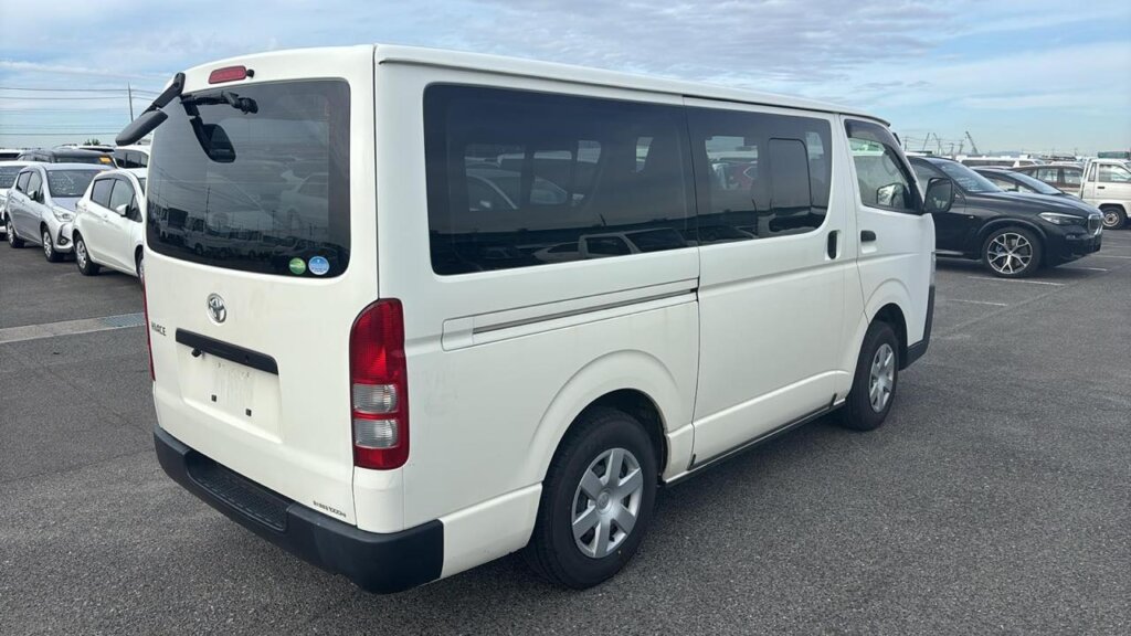2018 Toyota Hiace Diesel