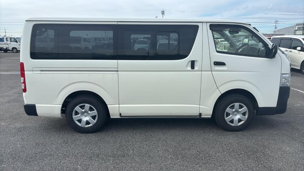 2018 Toyota Hiace Diesel