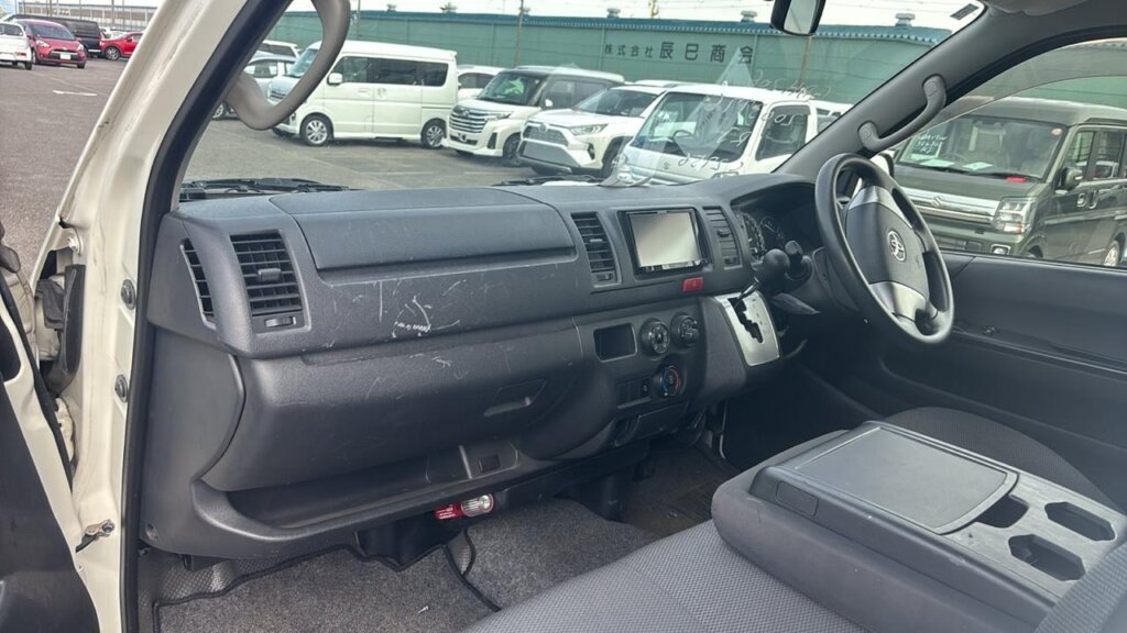 2018 Toyota Hiace Diesel