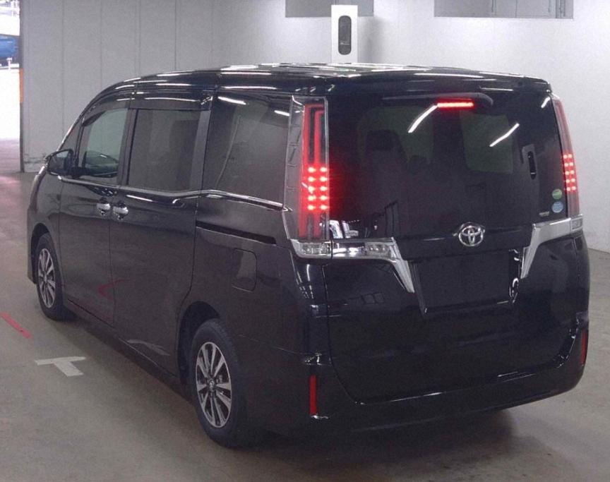 2018 Toyota Esquire GI