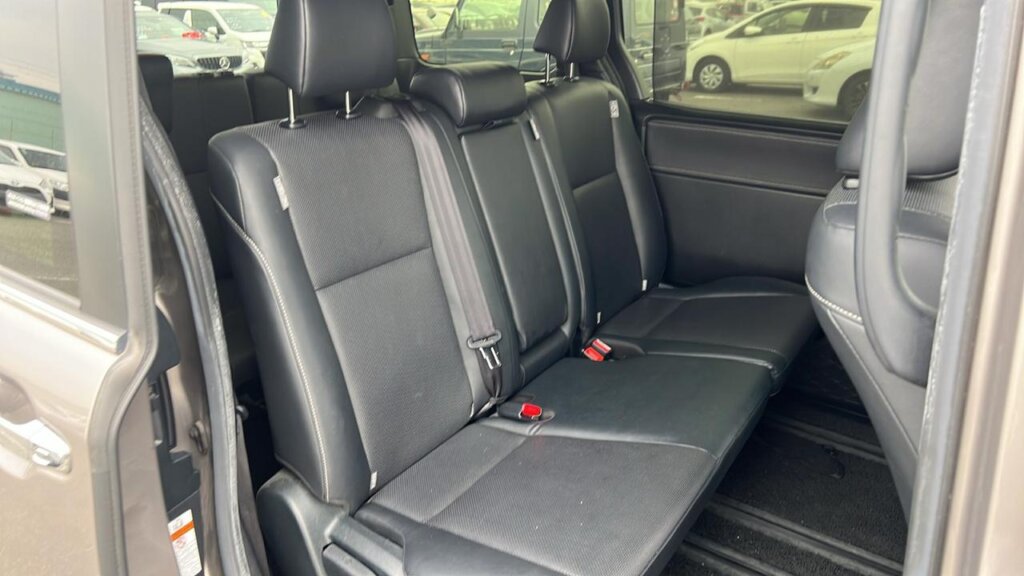 2018 Toyota Esquire GI