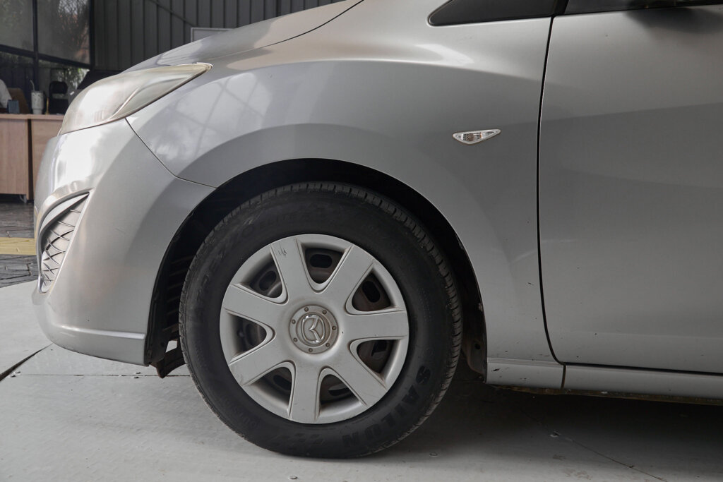 2011 Mazda Premacy
