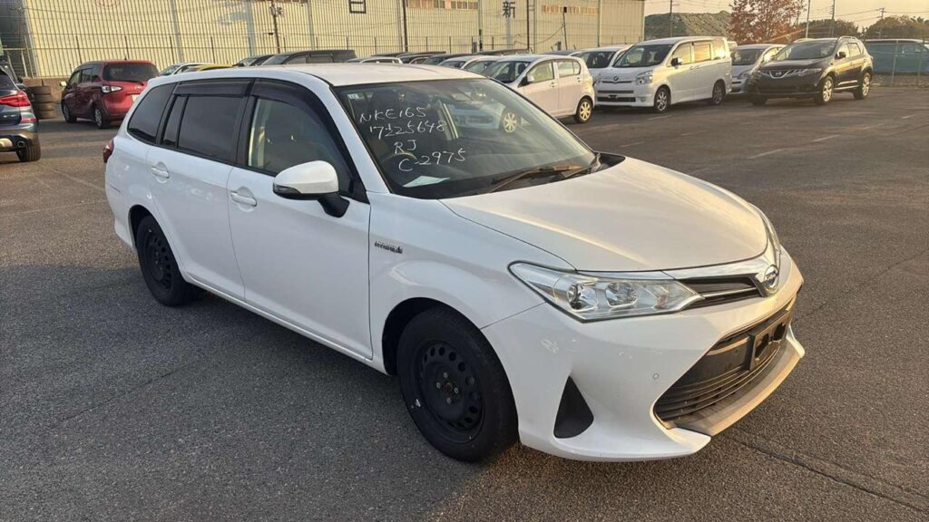 2019 Toyota Fielder Hybrid