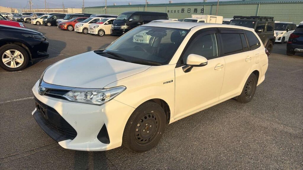 2019 Toyota Fielder Hybrid