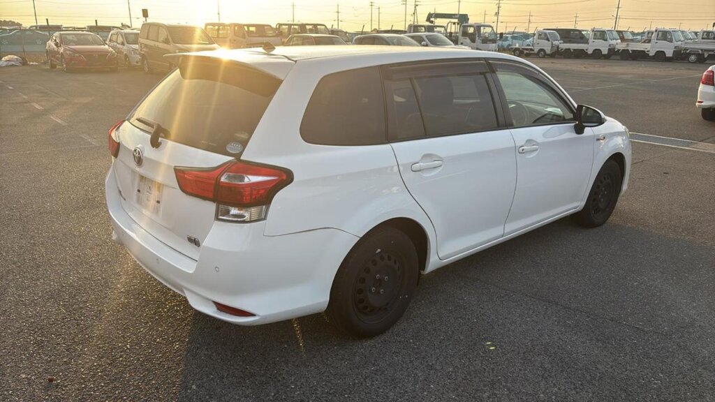 2019 Toyota Fielder Hybrid