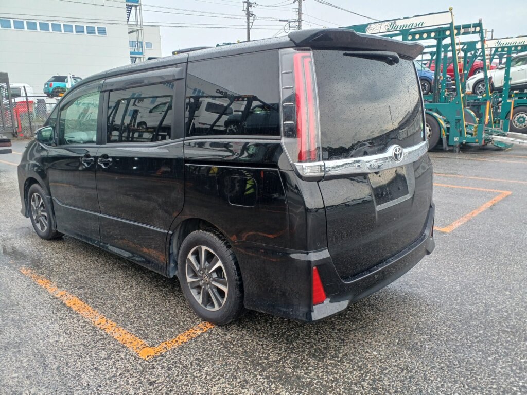 2019 Toyota Noah