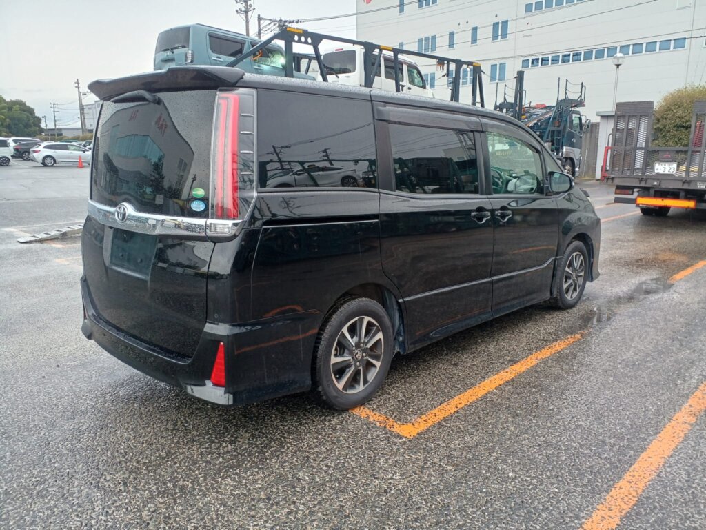 2019 Toyota Noah