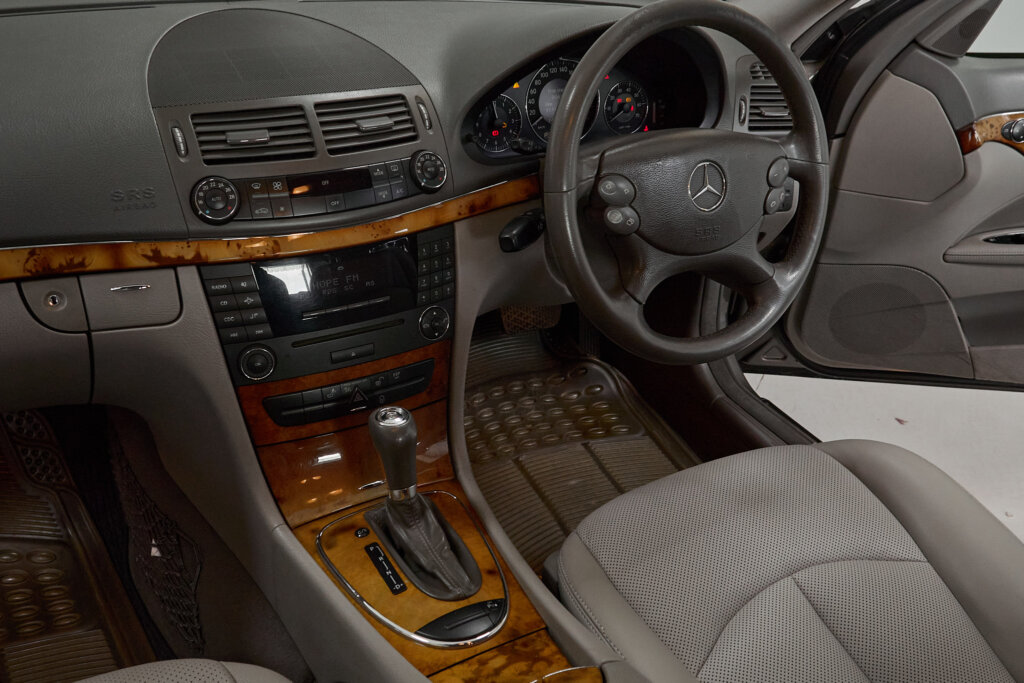 2007 Merceded Benz E200