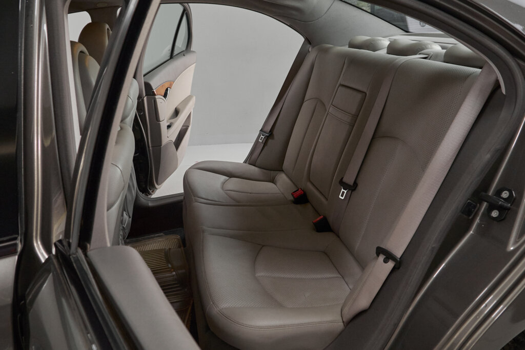 2007 Merceded Benz E200