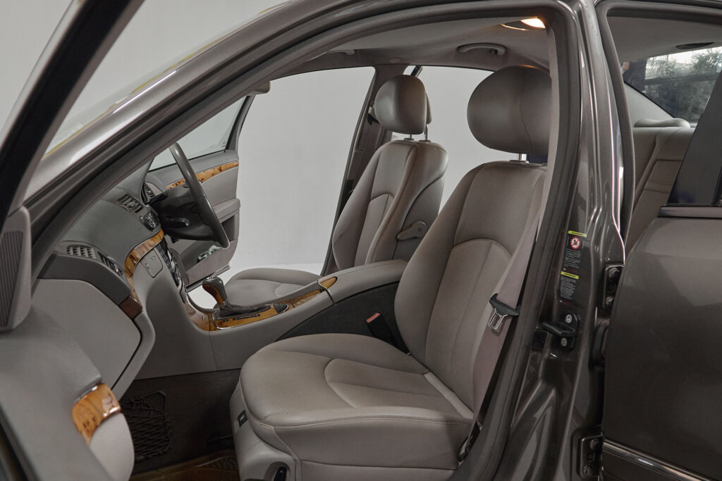 2007 Merceded Benz E200