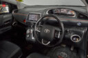 2016 Toyota Sienta thumbnail