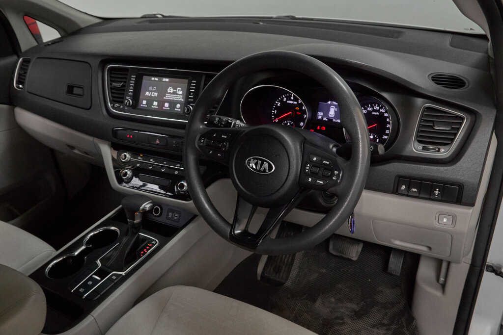 2019 KIA Carnival