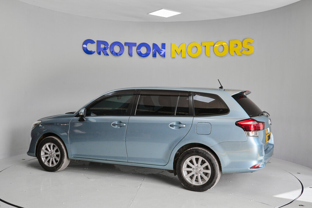 2016 Toyota Fielder