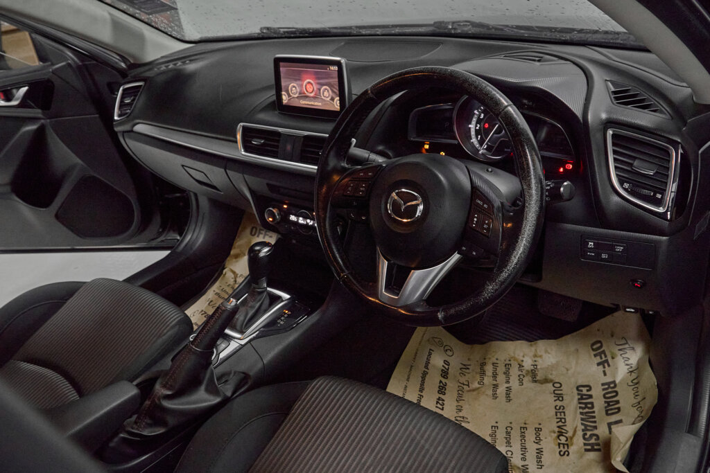 2015 Mazda Axela