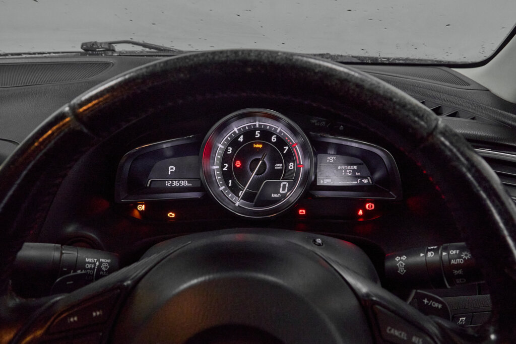 2015 Mazda Axela
