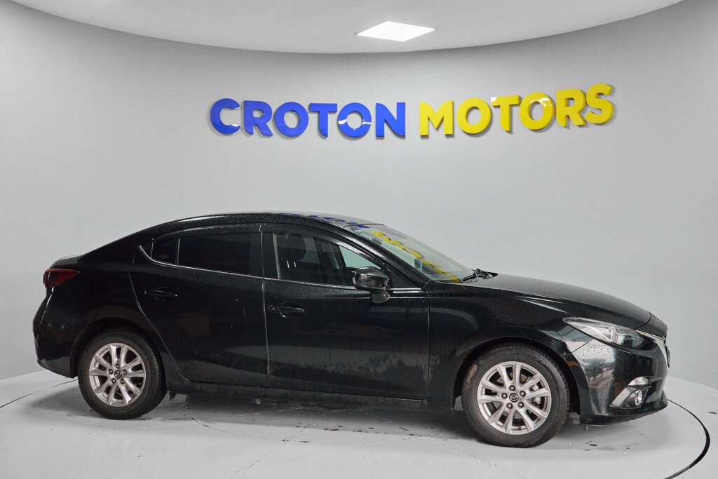 2015 Mazda Axela