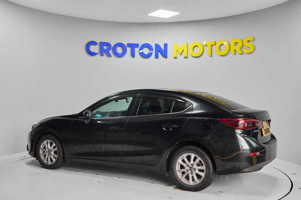 2015 Mazda Axela