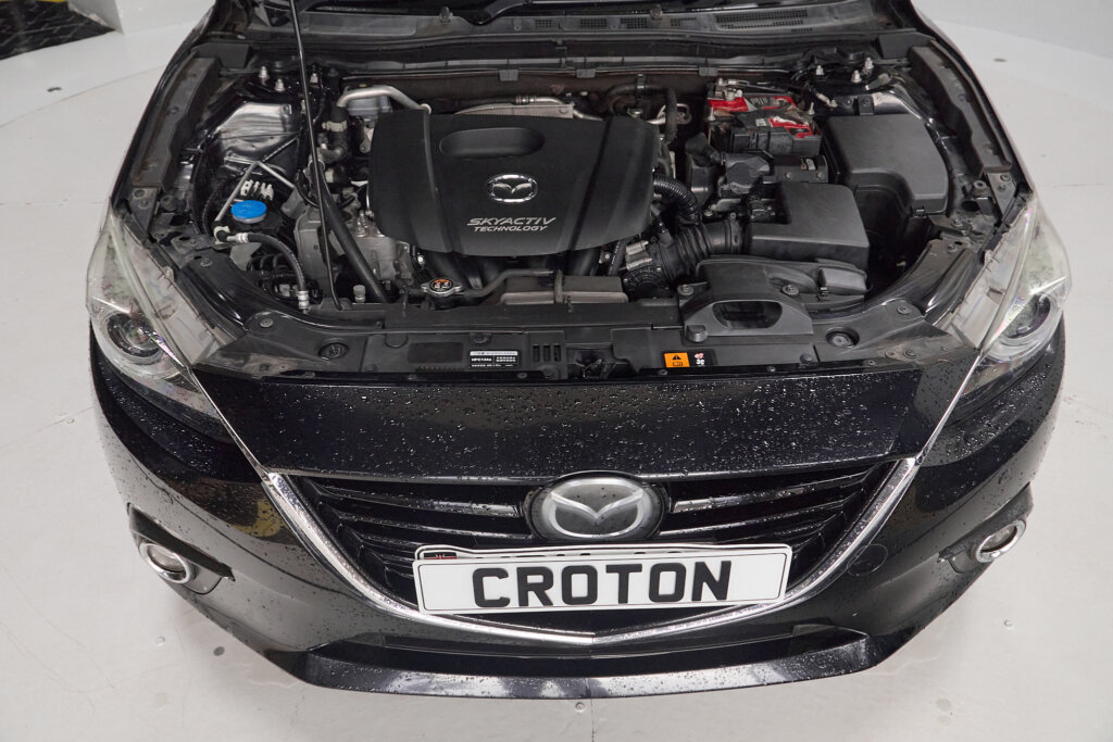 2015 Mazda Axela
