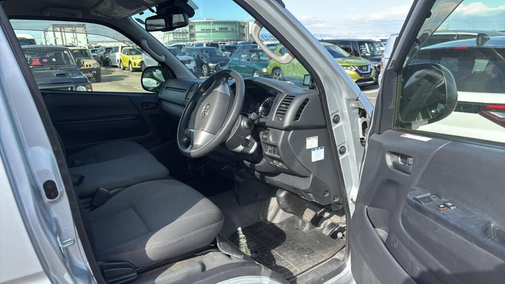 2019 Toyota Hiace