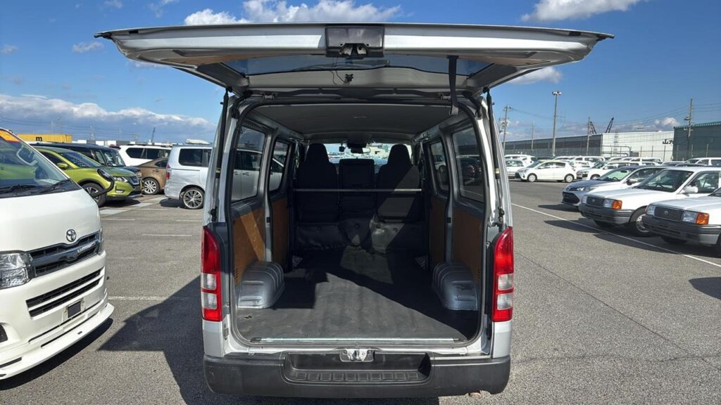 2019 Toyota Hiace