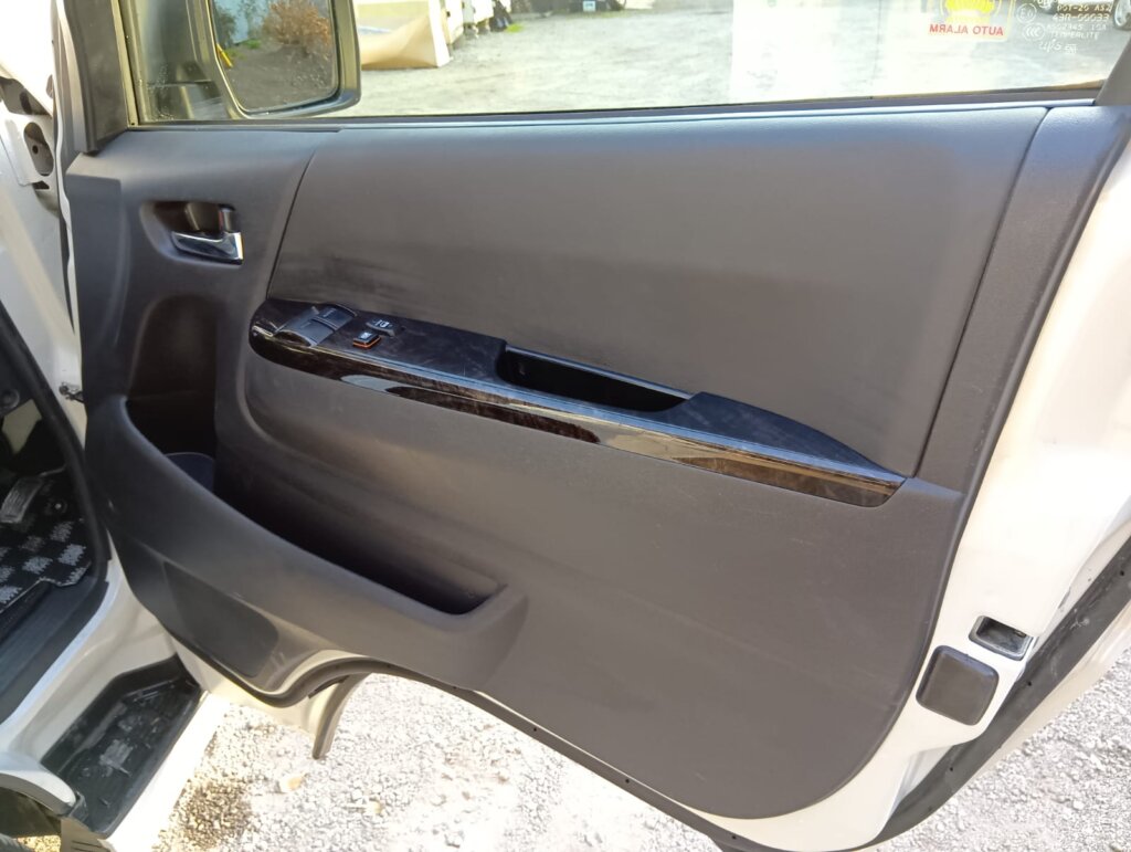 2019 Toyota Hiace