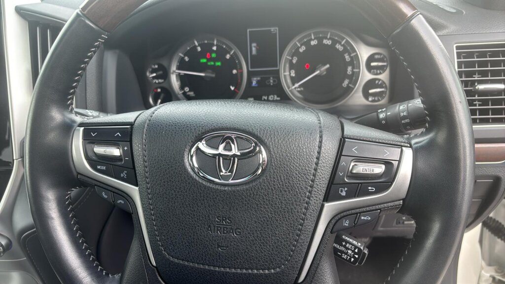 2019 Toyota Landcruiser V8 ZX
