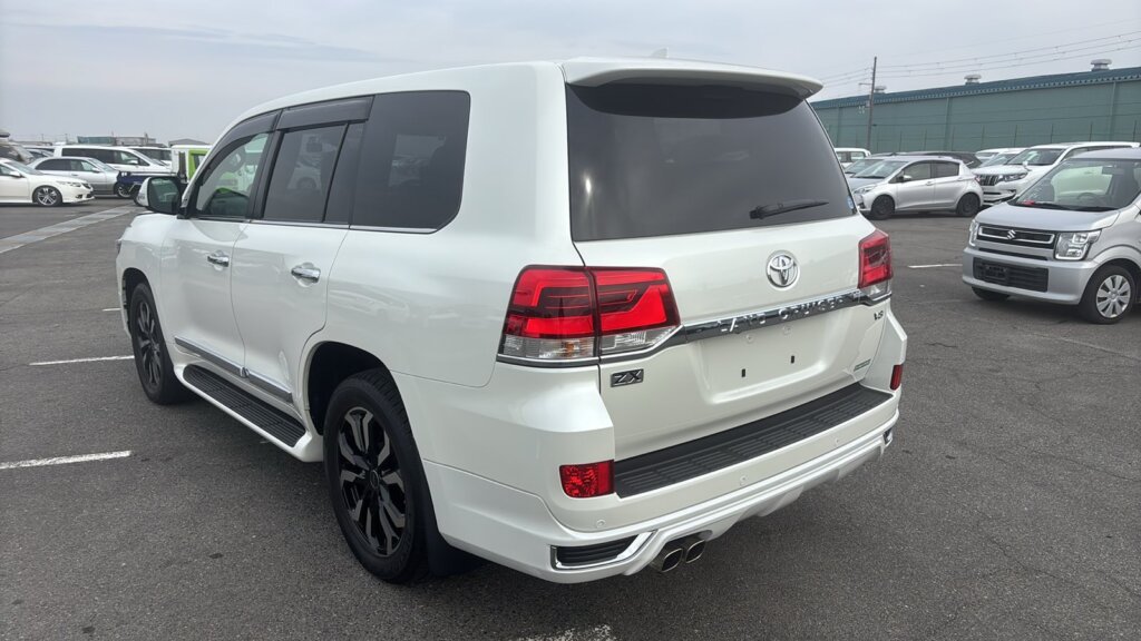 2019 Toyota Landcruiser V8 ZX