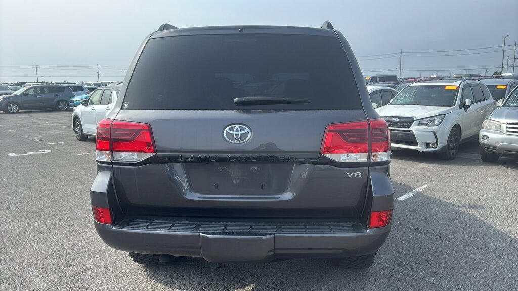 2020 Toyota LandCruiser V8