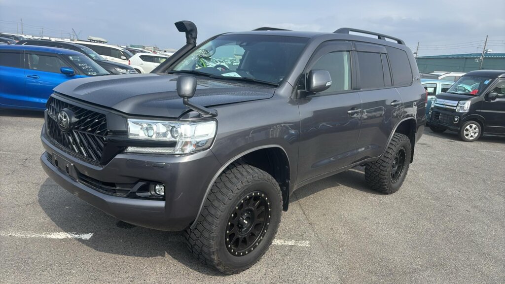 2020 Toyota LandCruiser V8