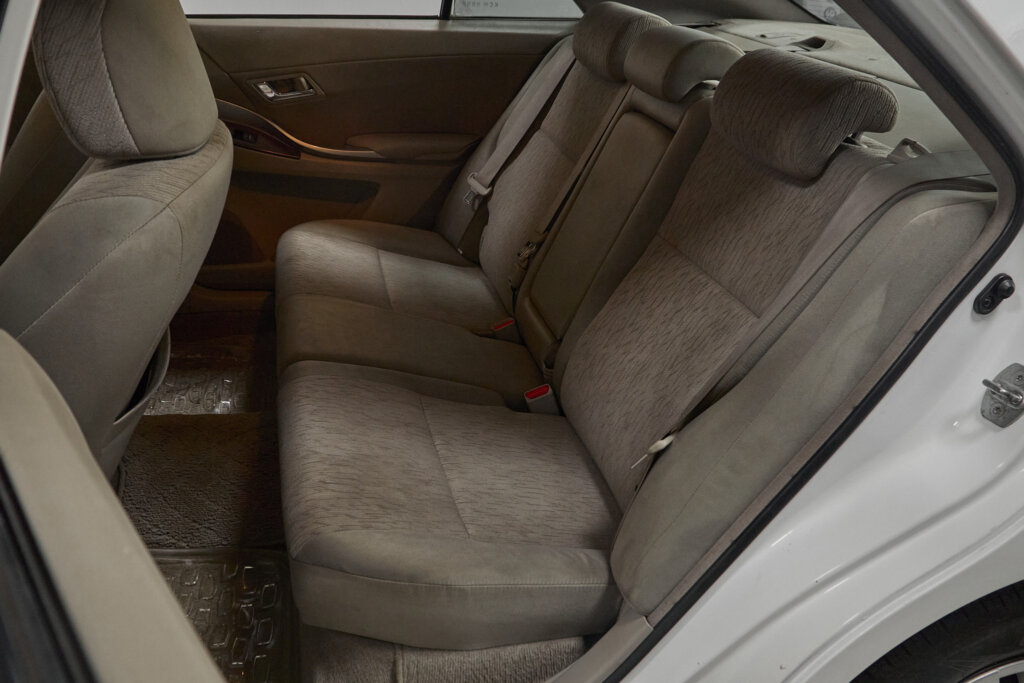 2010 Toyota Allion
