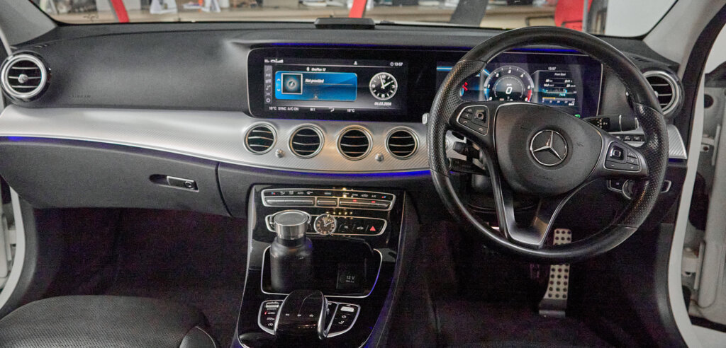2017 Mercedes Benz E220 SB